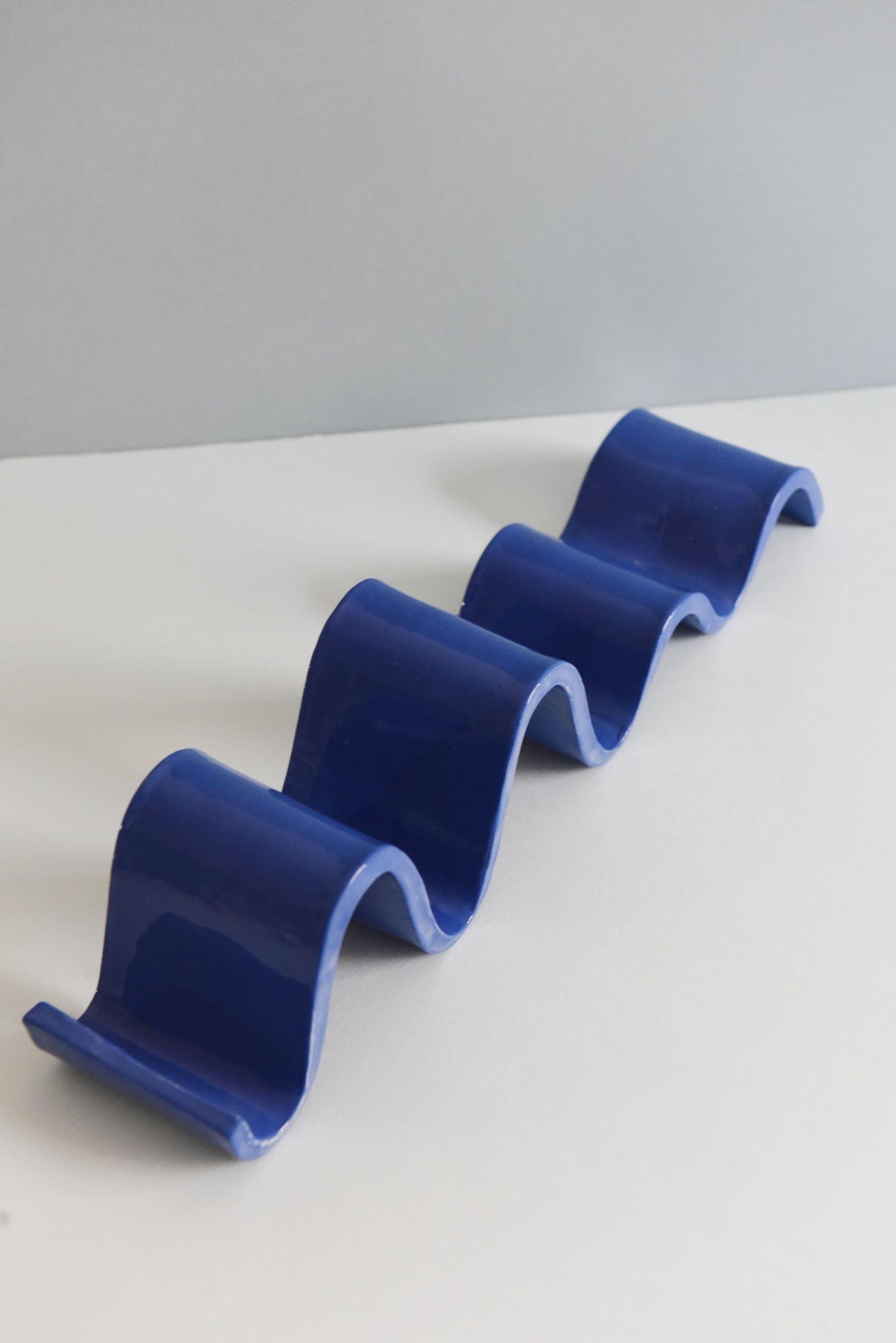 Vide-poches vague bleu cobalt