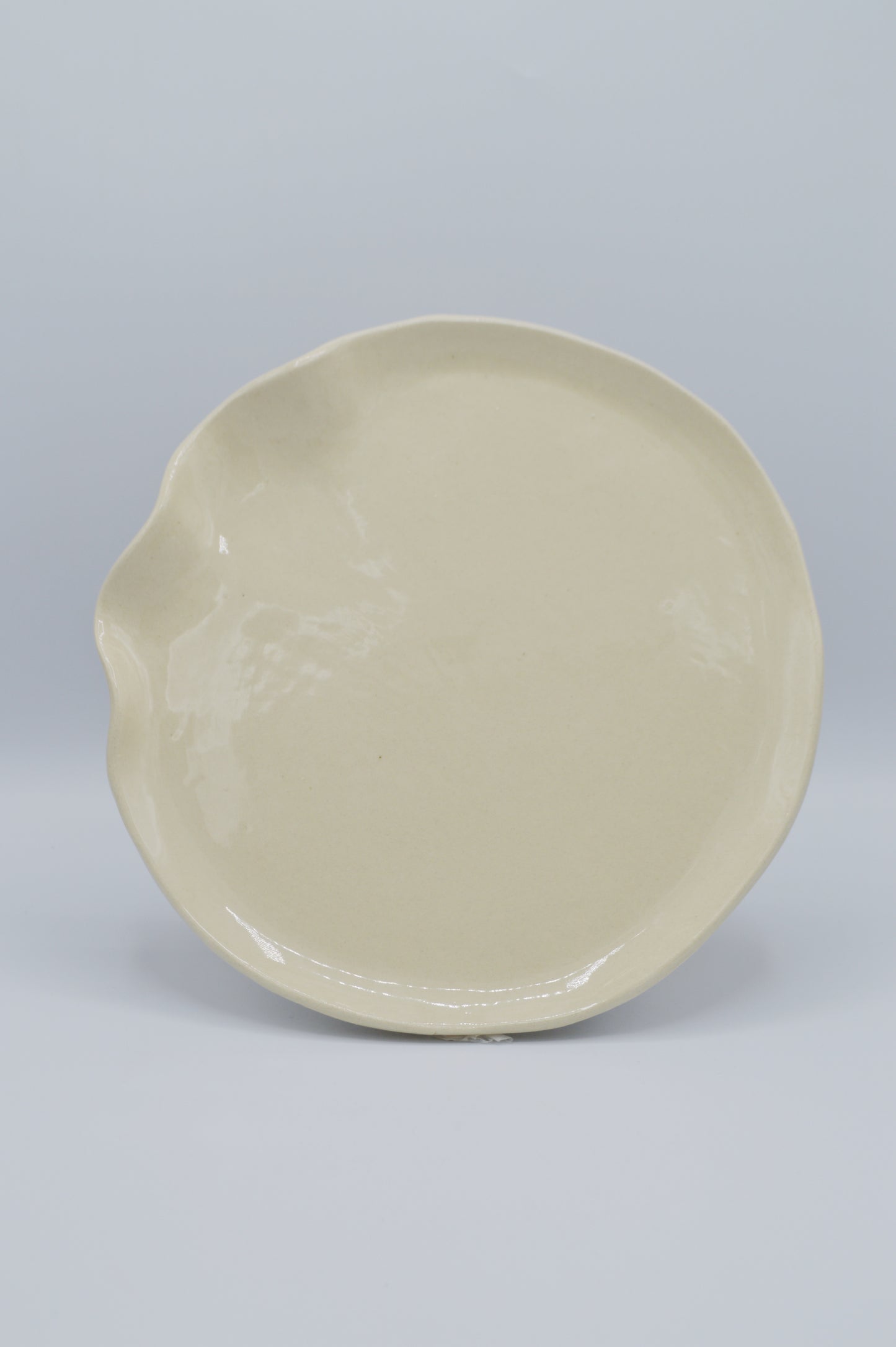 Assiette magma plate crème