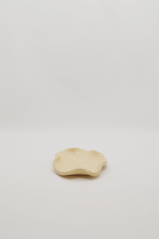 Mini assiette crème chamottée ondulée